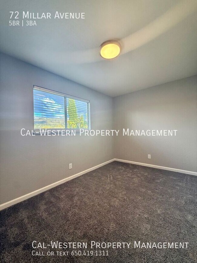 Building Photo - 72 Millar Ave