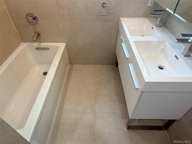 Building Photo - 48-23 44th St