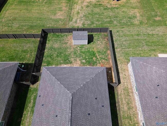 Building Photo - 29419 Canoe Cir NW