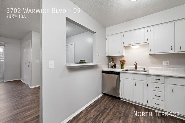 Building Photo - 3702 Warwick Blvd