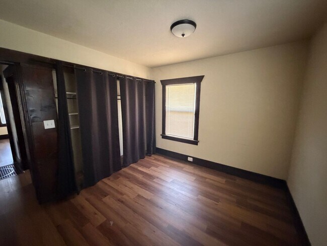 Building Photo - ? RENT SPECIAL — HALF OFF FIRST MONTH’S RENT ? Beautiful 2 bedroom in Lakewood WA - Apply Today!