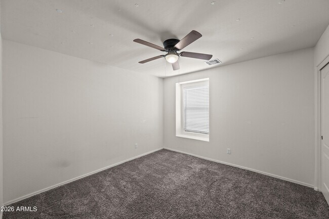 Building Photo - 472 N Ranger Trail
