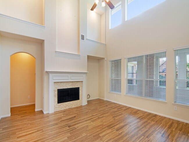Building Photo - 6406 Pine Reserve Dr