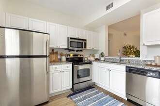 Building Photo - Bell Coconut Creek