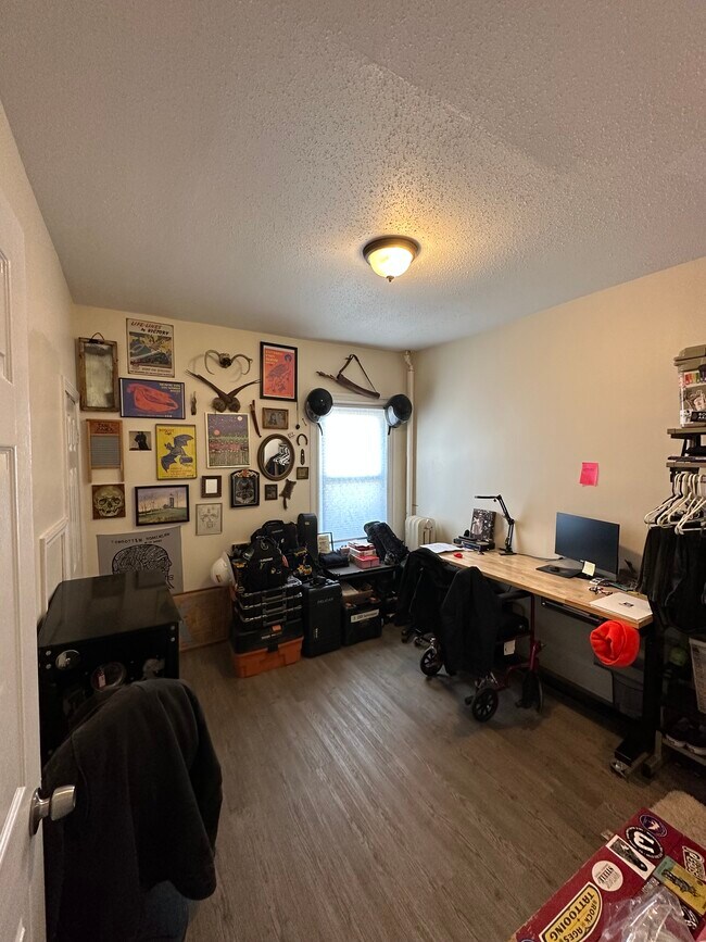 Building Photo - 117 Hanover St