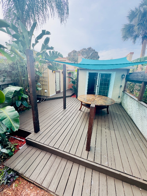 Building Photo - 726 N Peninsula Dr