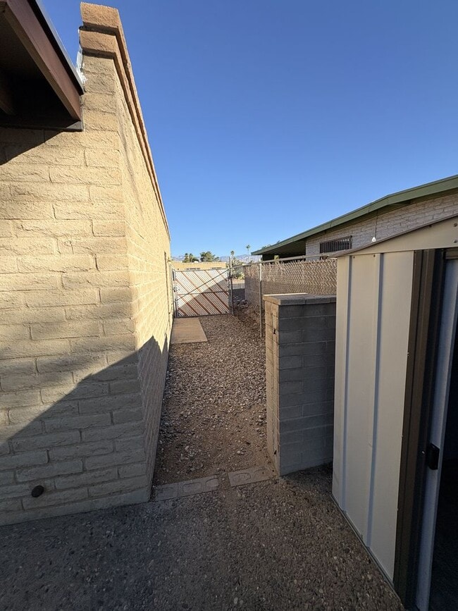 Building Photo - East Side Home for Rent