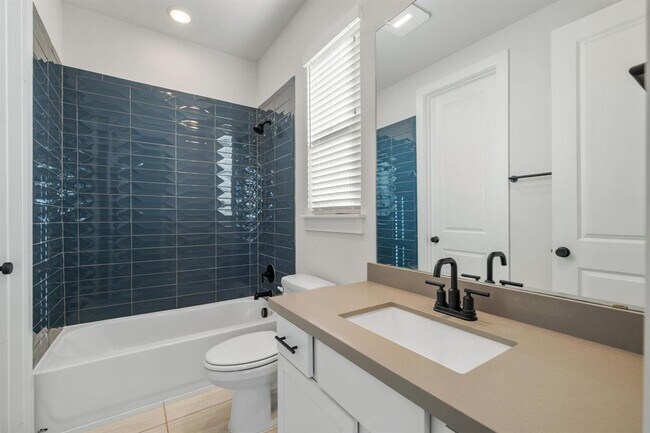 Building Photo - 957 Arrowhead Ranch Blvd