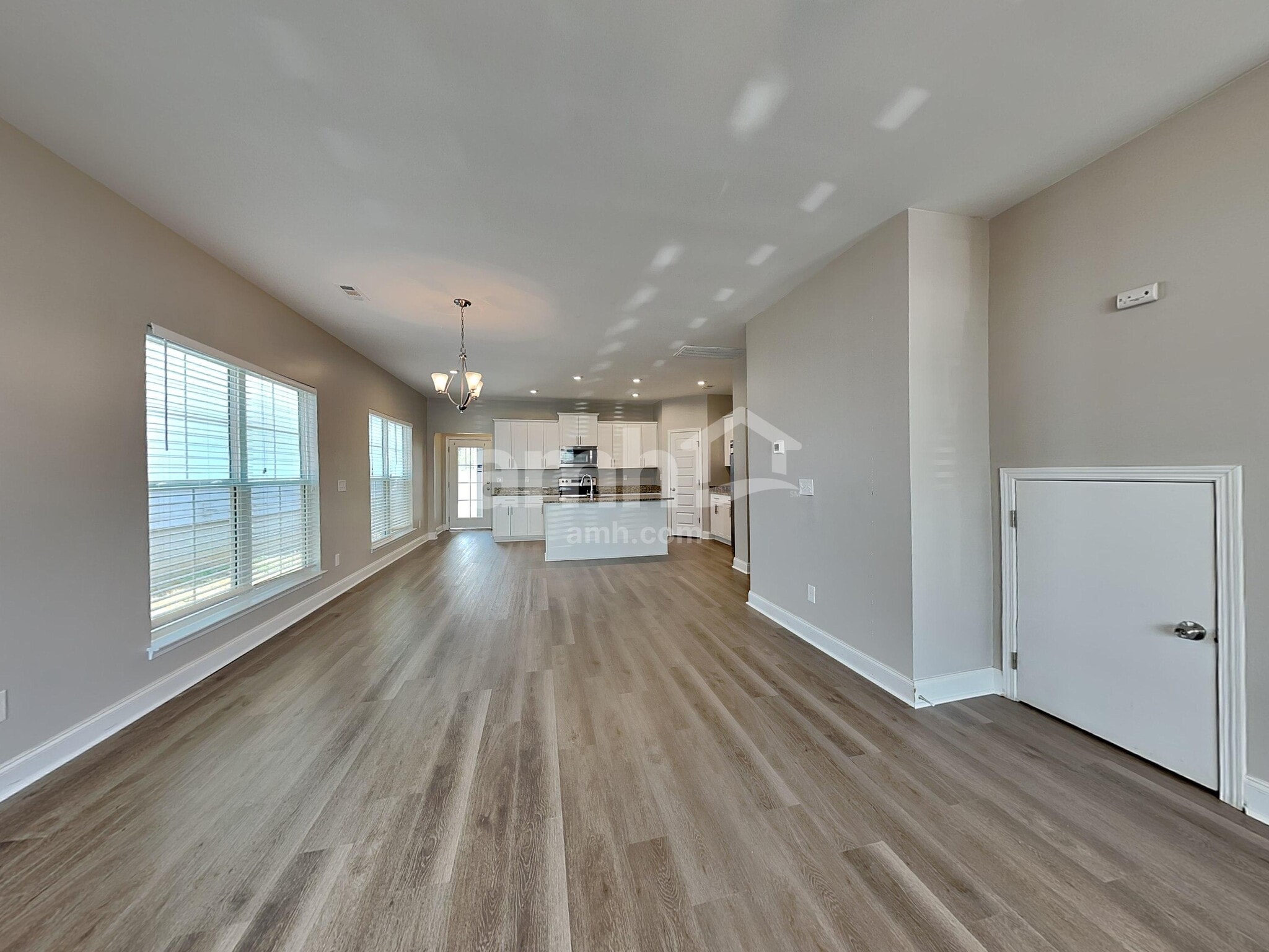 Building Photo - 5342 Tupelo St