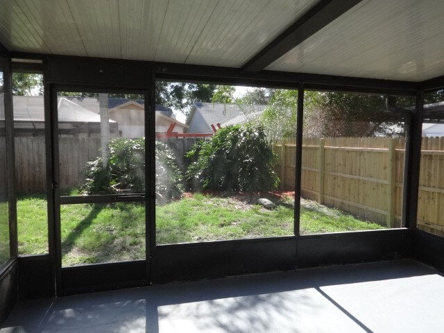 Building Photo - 10835 Peppersong Dr