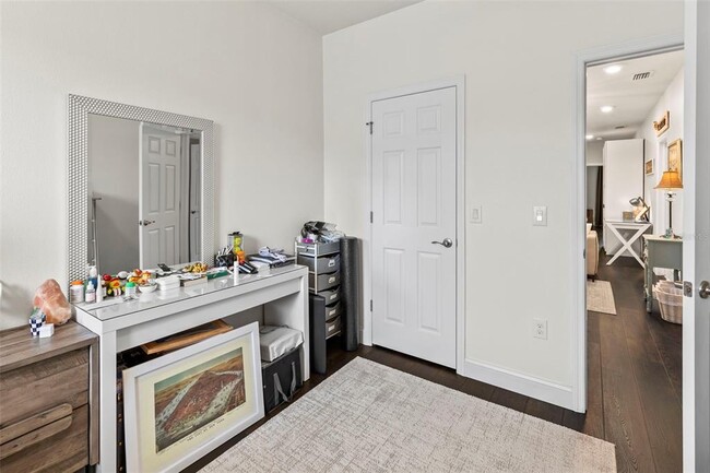 Building Photo - 2872 Grand Kemerton Pl