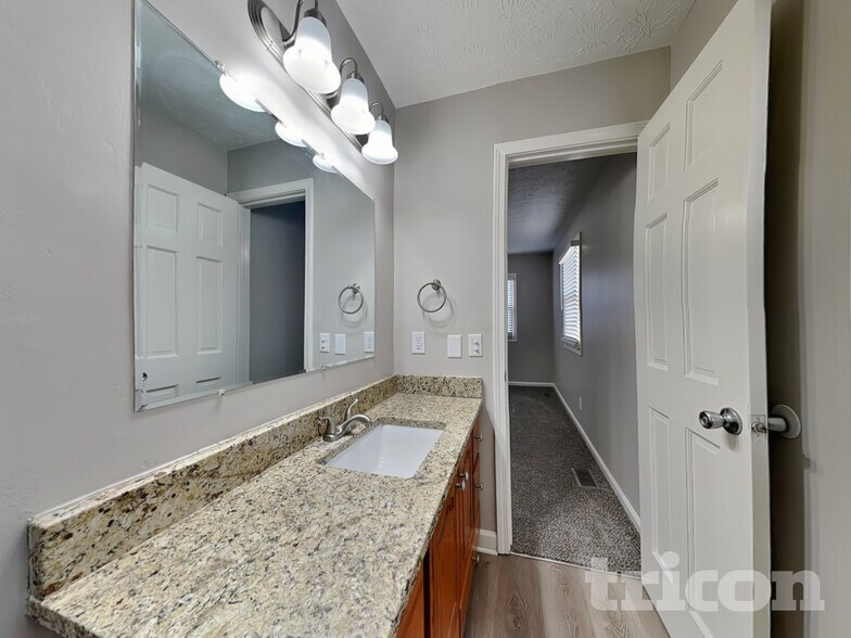 Building Photo - 406 Weston Rd