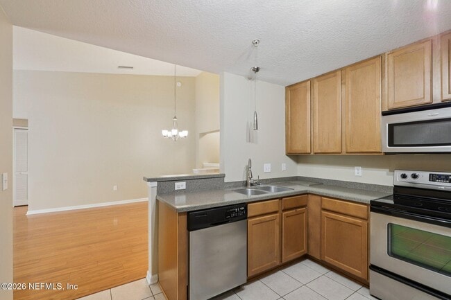 Building Photo - 7067 Deer Lodge Cir