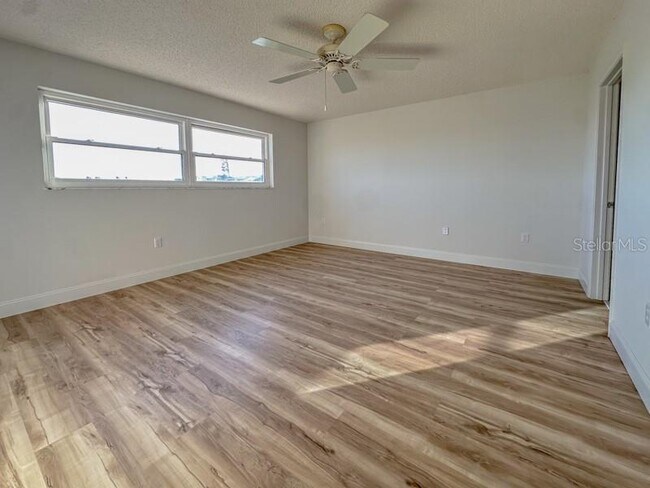 Building Photo - 3640 Ironwood Cir