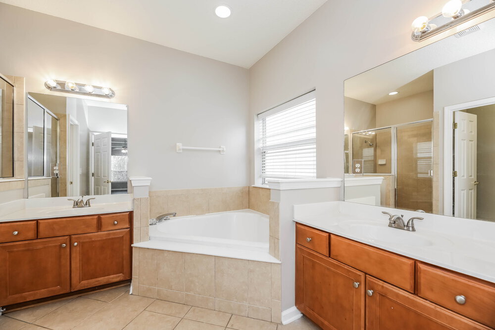 Building Photo - 4016 Leatherwood Dr