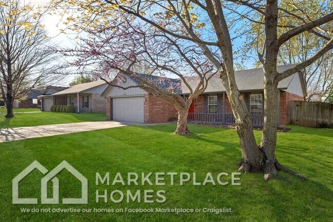 Building Photo - 4309 Chaparral Ln