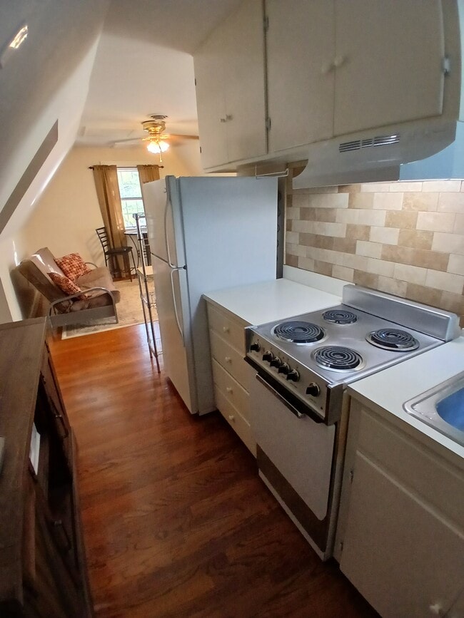 Building Photo - 64 Coakley Ln