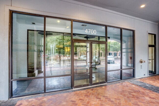 Building Photo - 4600 W Guadalupe St