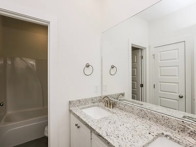 Building Photo - 1633 Shelby Mae Cir