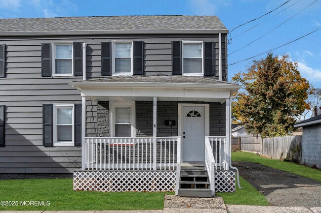 Building Photo - 6 Orchard St