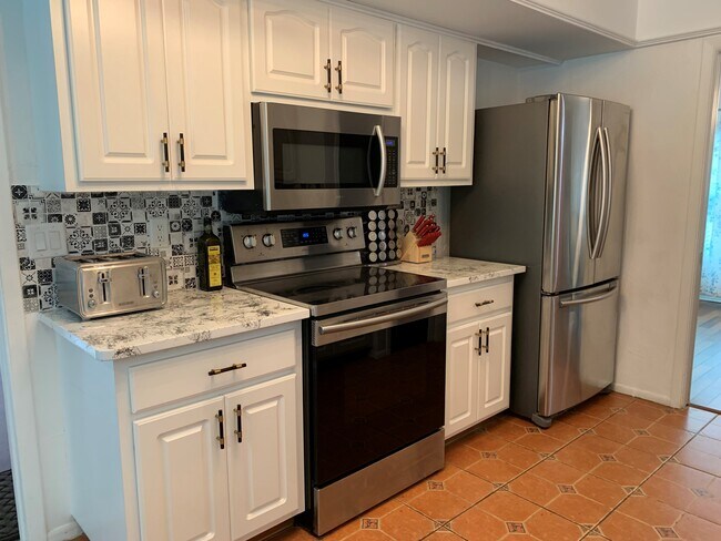 Building Photo - 7243 Antigua Pl