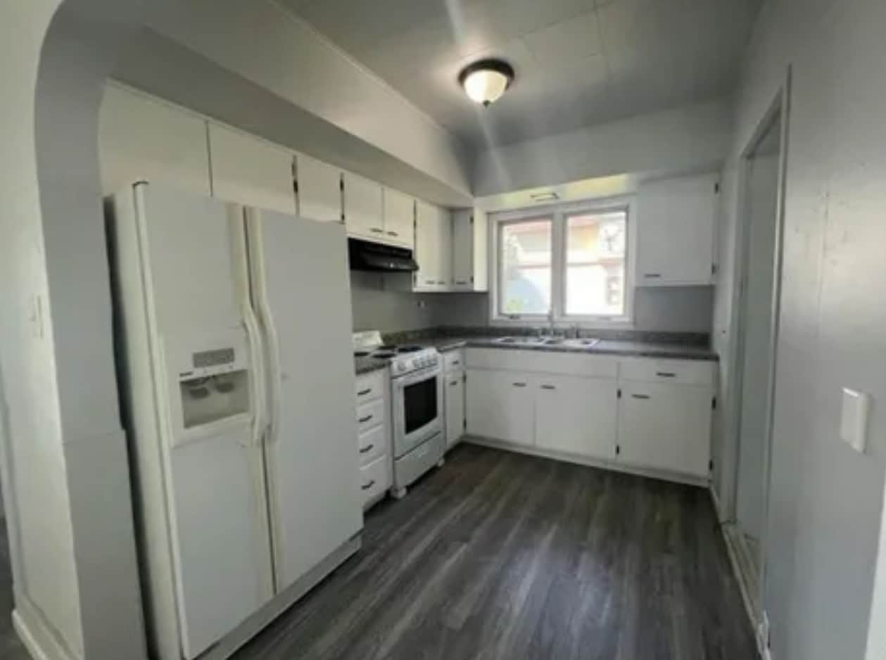 Building Photo - 407 Main Ave