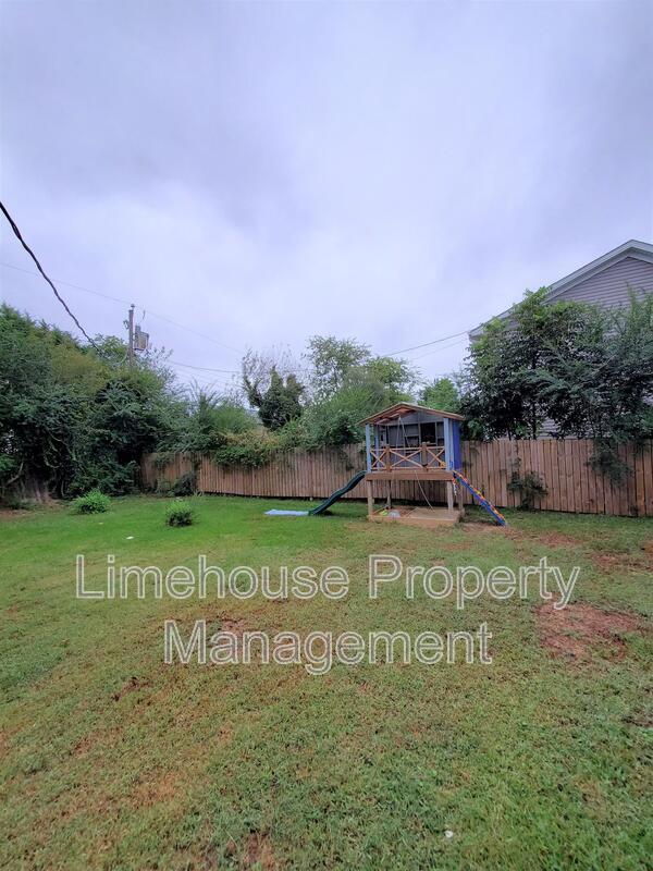 Building Photo - 8032 Van Patten Rd