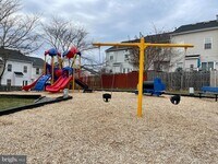 Building Photo - 501 Tolbelt Ct