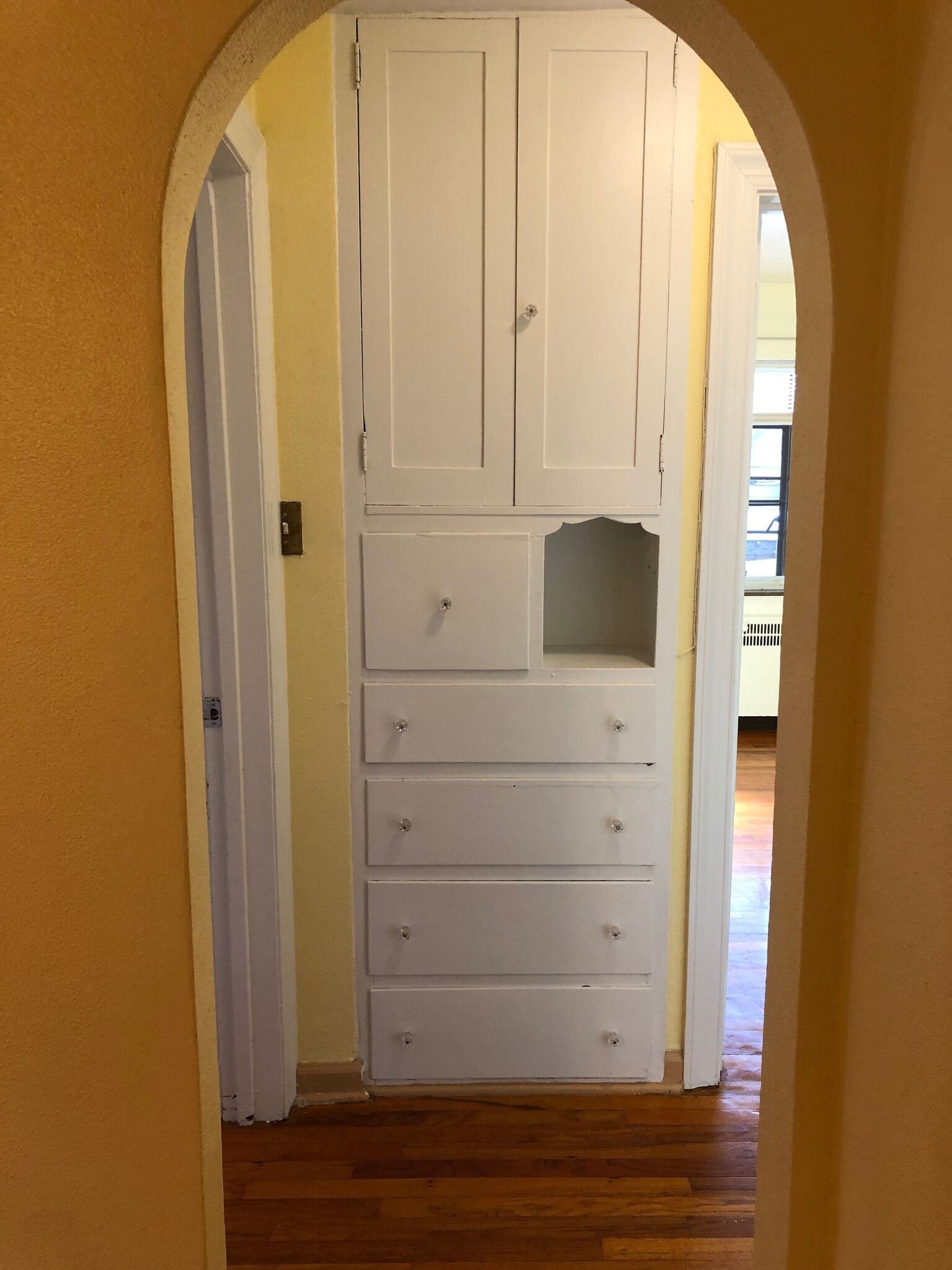 Building Photo - 735 Lincolnway E