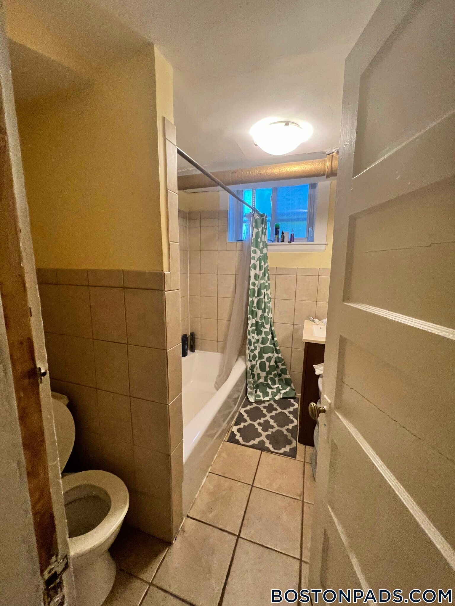 Building Photo - 156 Magazine St