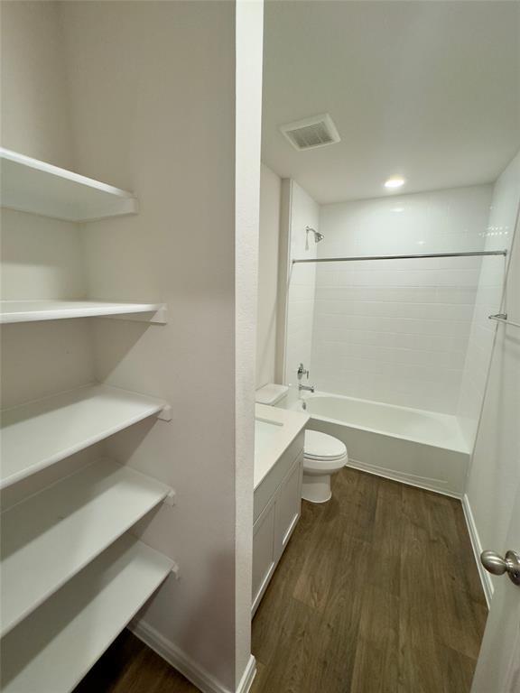 Building Photo - 1302 Camden Ln