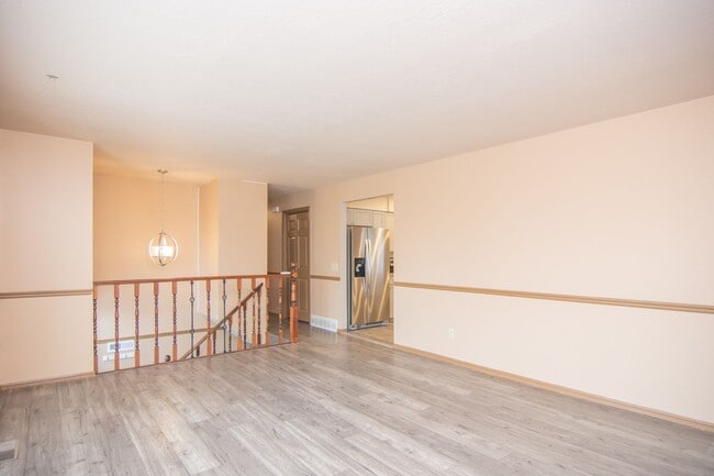 Building Photo - Really Nice 4 bedroom 3 Bath Home on Spacious Lot!