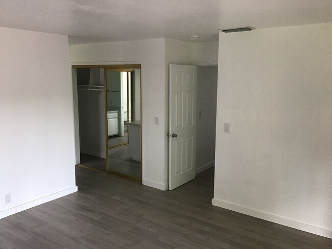 Building Photo - Beautiful Rocklin home