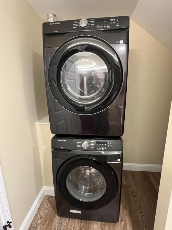 Building Photo - 579 Penney Rd