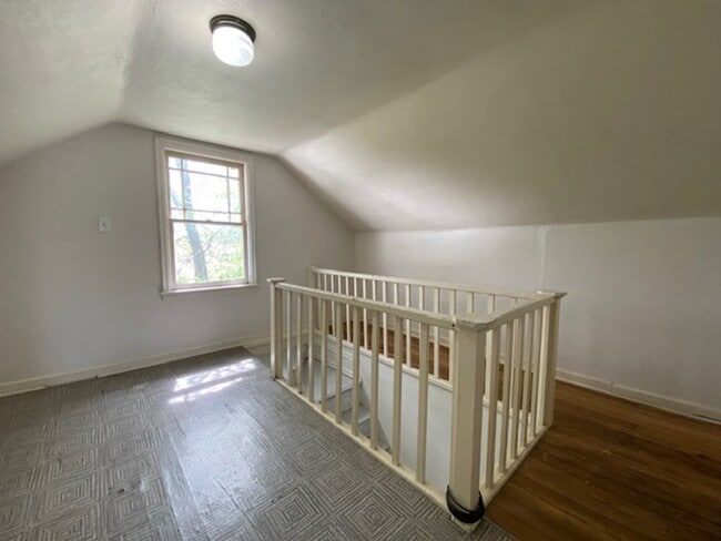 Building Photo - Feels Like A Little Bit of Country - 1+BR ...