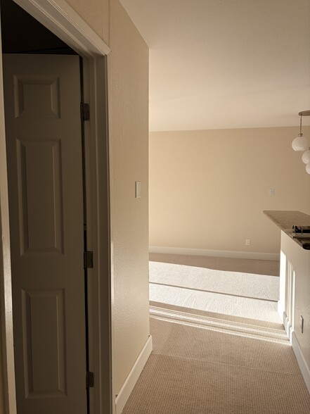 Building Photo - 590 El Dorado Ave