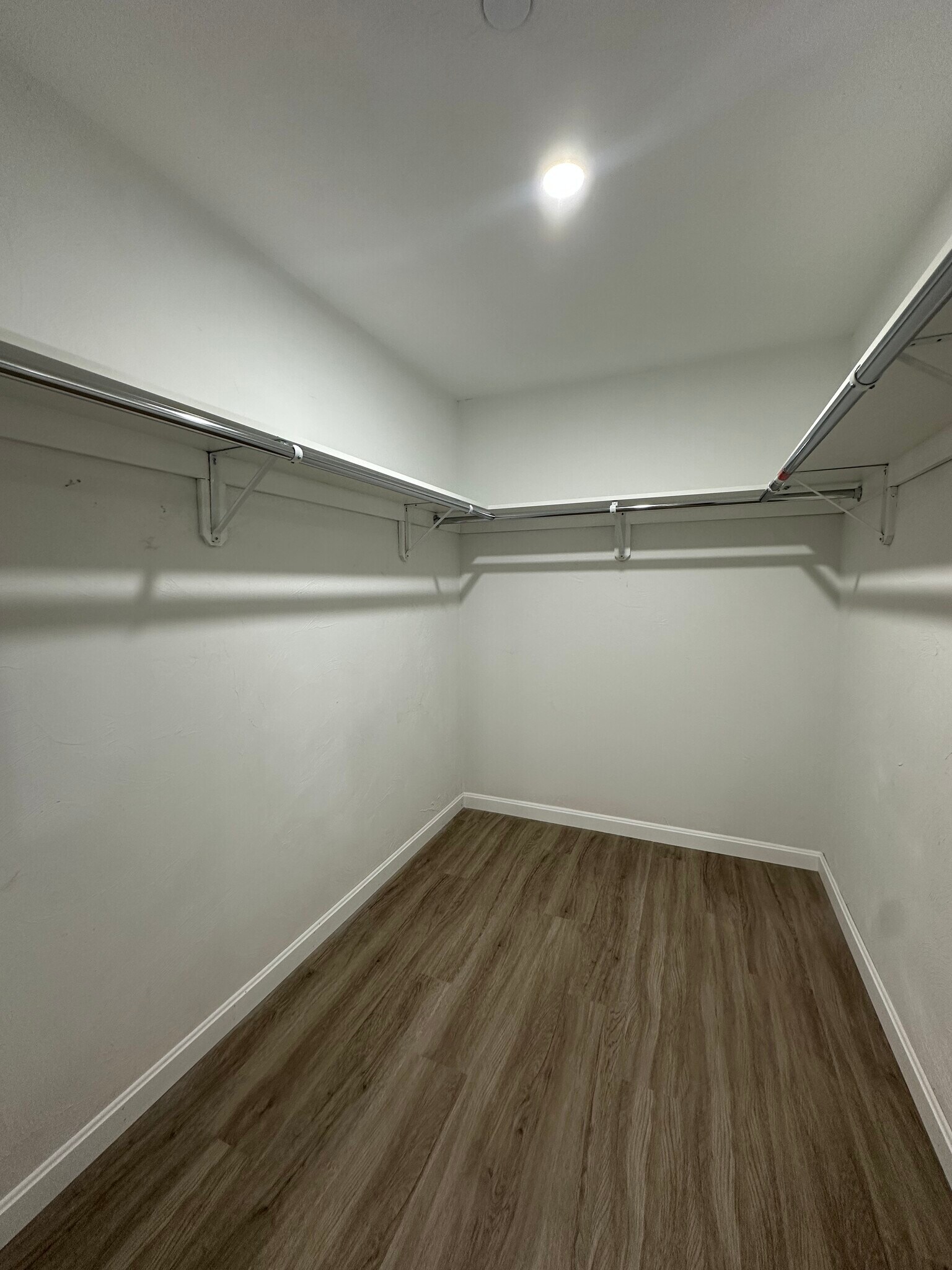 Building Photo - 64 Willard St