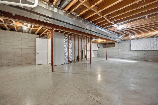 Building Photo - 1155 S Three B's & K Rd