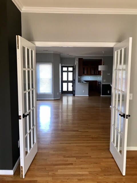 Building Photo - 3 bedroom townhome across from Panthers St...