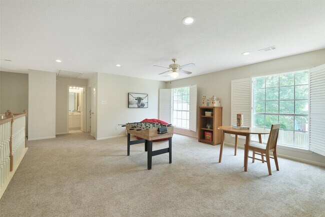 Building Photo - 12911 Bristol Berry Dr