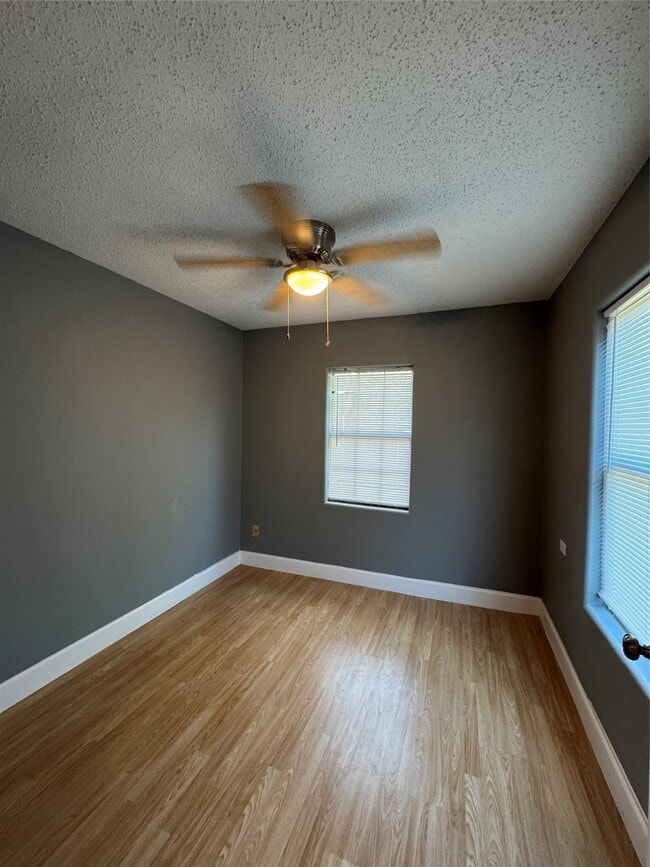 Building Photo - 1747 5th St