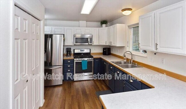 Building Photo - 19527 Highland Ridge Dr