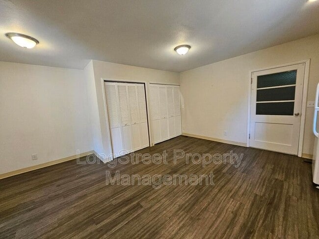 Building Photo - 632 Lake Bay Ct