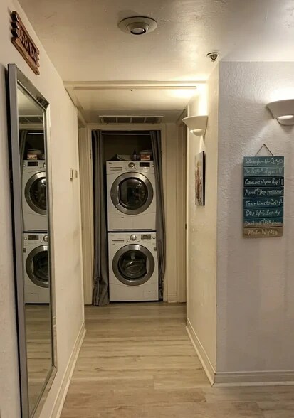 Building Photo - 5745 Friars Rd