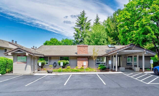 Building Photo - Woodland Hills Two Bed 2 Bath Condo