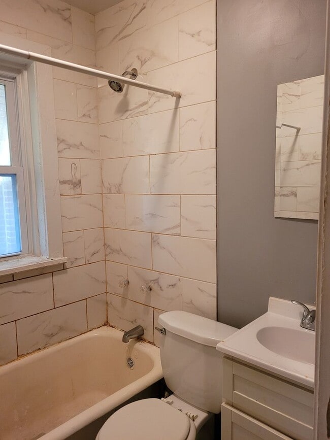 Building Photo - 4710 Eichelberger St