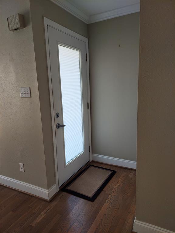 Building Photo - 1601 S Shepherd Dr