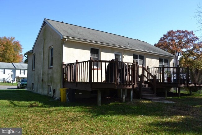 Building Photo - 114 Southfield Rd