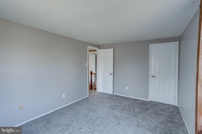 Building Photo - 101 Bayberry Ct