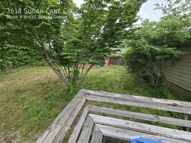 Building Photo - 3618 Sugar Cane Cir